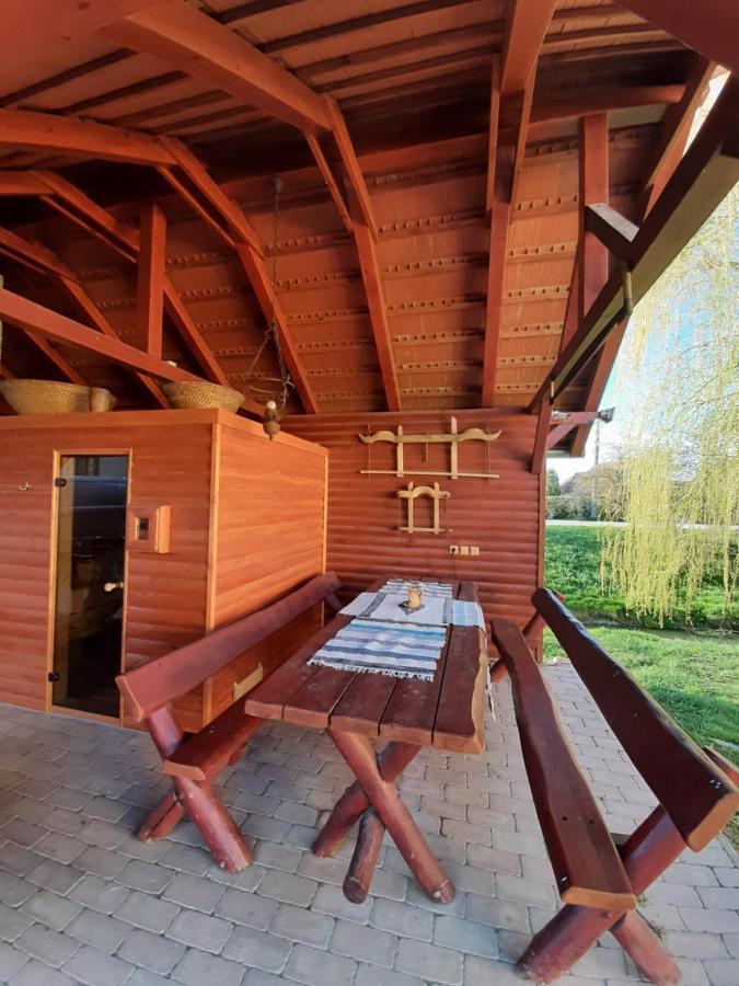 Márfi vendégház Magyarszerdahely Exterior foto